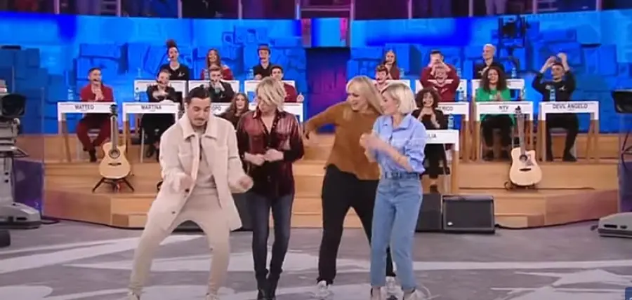 Maria De Filippi ora punta su Amici Speciali