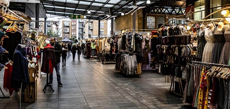 Coronavirus: Consumi italiani in discesa libera