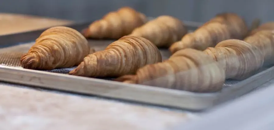 Cornetti, ecco come farli con la pasta sfoglia già pronta