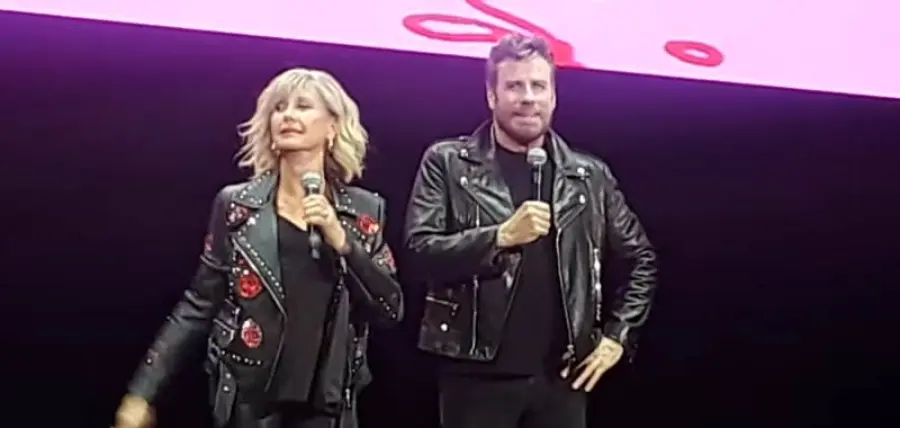 Grease, la celebre coppia protagonista del film ritorna insieme