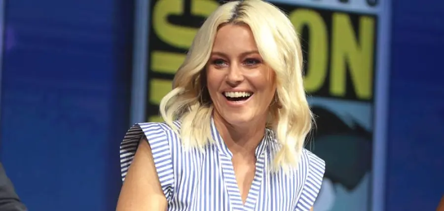 Elizabeth Banks bacchetta le sue nuove Charlie's Angels: Sono un flop