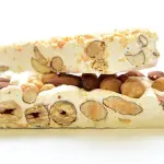 Torrone, ecco qual è la sua storia