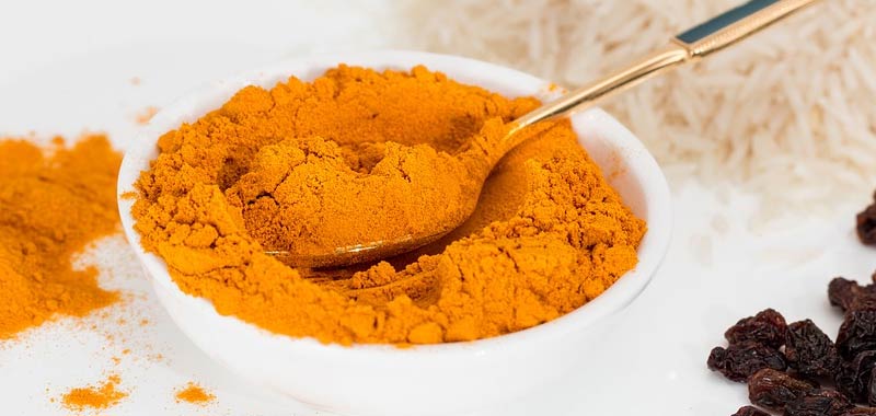 Piperina e curcuma riducono il grasso corporeo