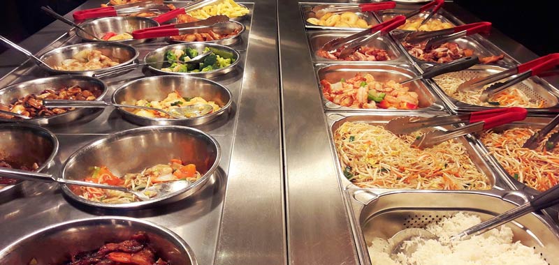 Dieta: mangiare troppo gli avanzi fa ingrassare