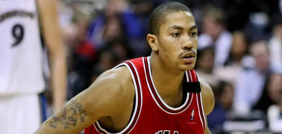 Derrick Rose con i 50 punti entra nella storia insieme a?