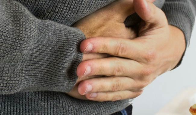 Gonfiore allo stomaco: quali frutti sono dannosi