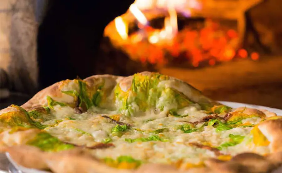 La pizza e i nutrienti: gli abbinamenti migliori