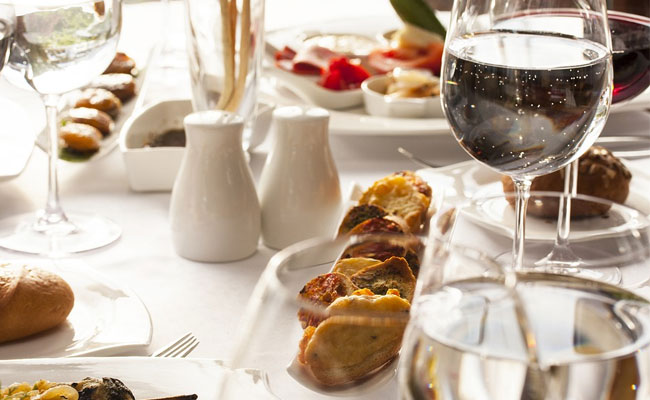 Estate 2017: 32 miliardi la spesa enogastronomica