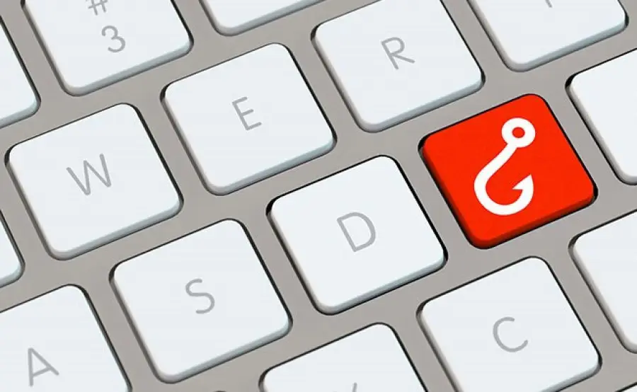 Google Gmail il worm si presentava come un documento originale