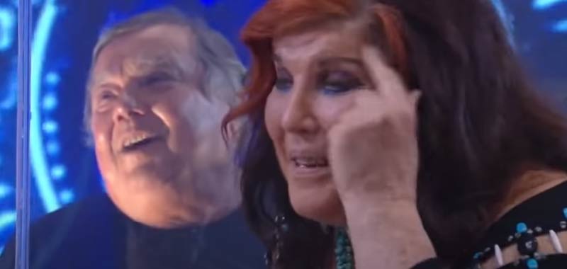 Grande Fratello Vip, nella notte concorrenti ripresi dalla regia «È vietato non si può»