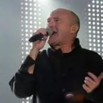 Phil Collins manda lo sfratto alla sua ex moglie