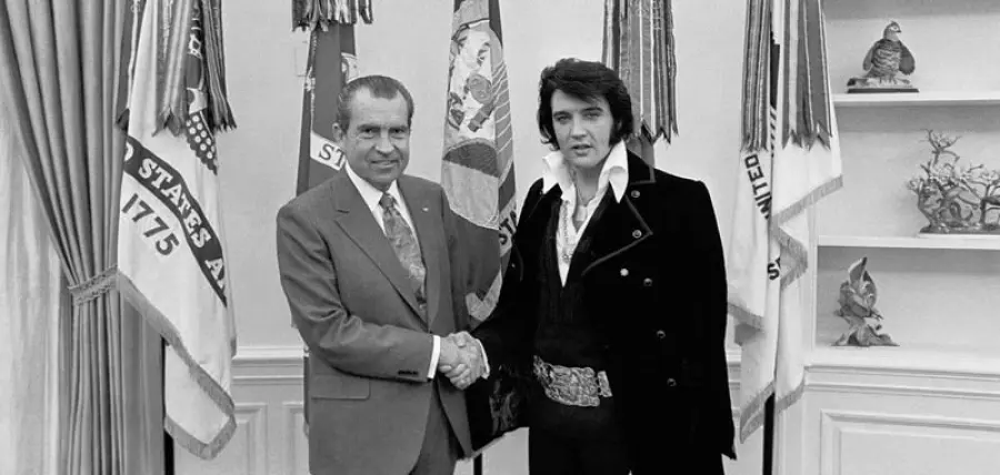 Quella volta che John Lennon conobbe Elvis Presley, che disastro