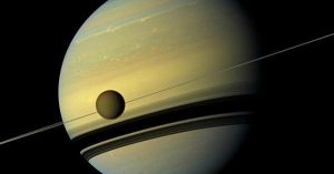 Saturno, sul satellite Encelado la vita è possibile: l'annuncio della Nasa