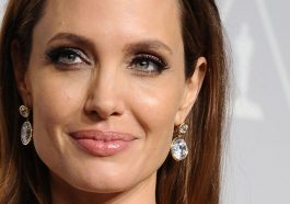 angelina-jolie-paralisi-di-bell