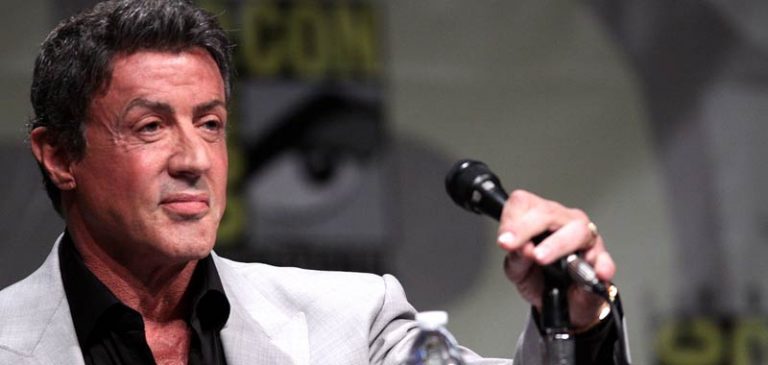 Sylvester Stallone incanta Cannes portando il suo ottimismo