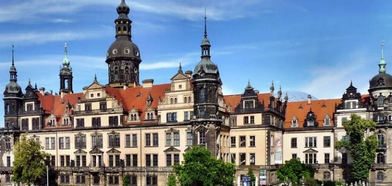 Germania incredibile furto al Castello di Dresda