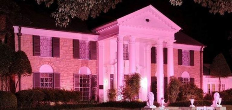Elvis Presley Graceland tutta rosa per il cancro al seno